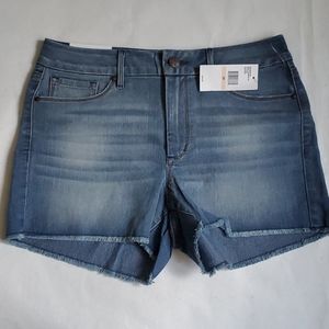 Jessica Simpson denim shorts....Sz 28
